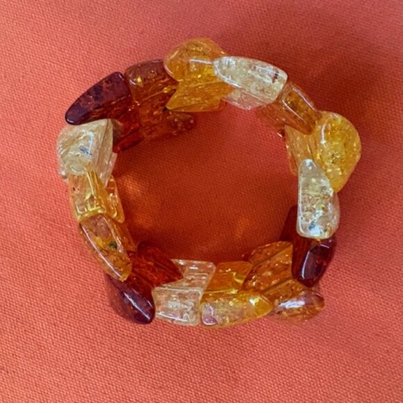 Vintage Faux Amber Confetti Flake Lucite Stretch Bracelet Iris Apfel Vibes - Picture 2 of 5